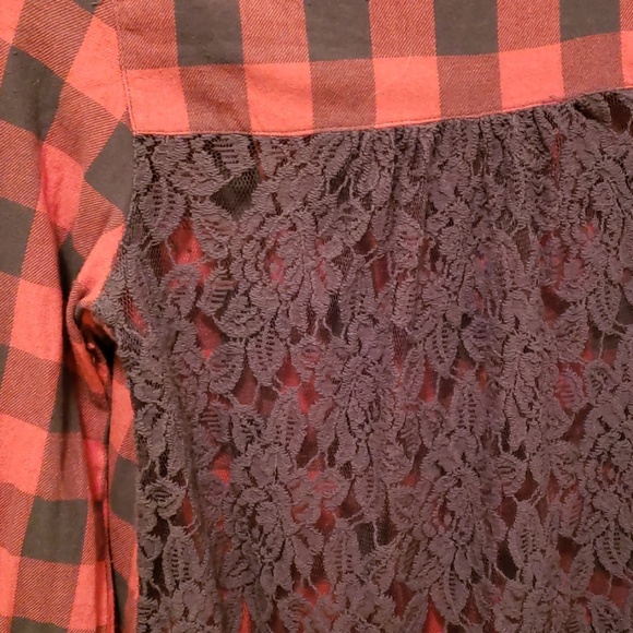 Buffalo plaid top - Picture 3 of 4